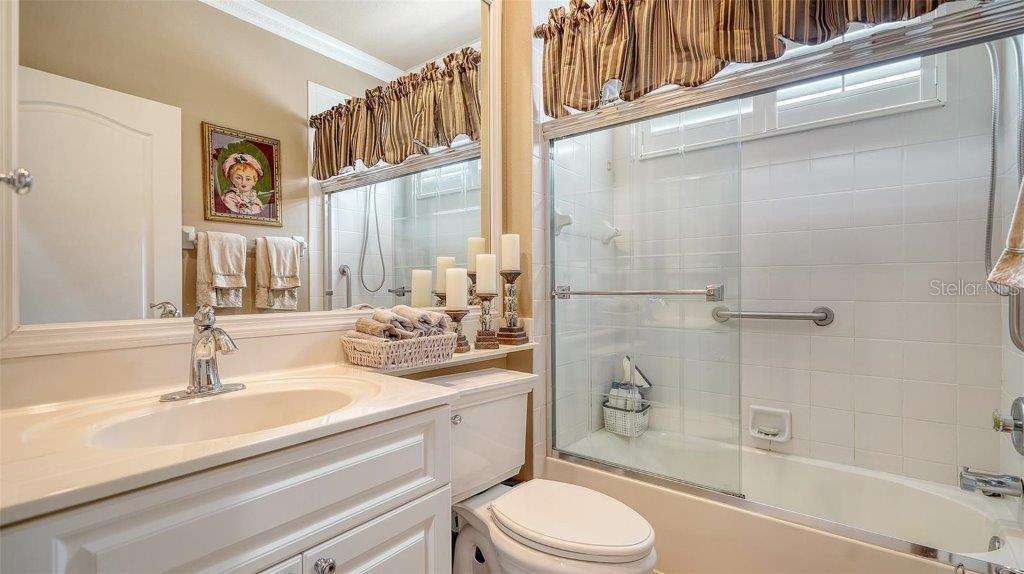 Image 42 of 72 For 8183 Nice Way