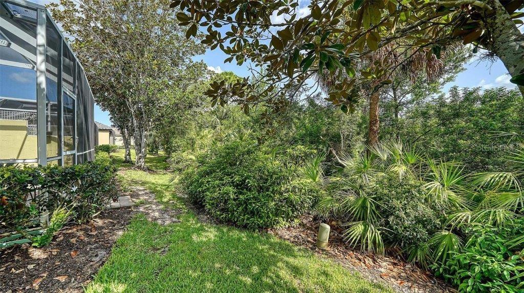 Image 51 of 72 For 8183 Nice Way