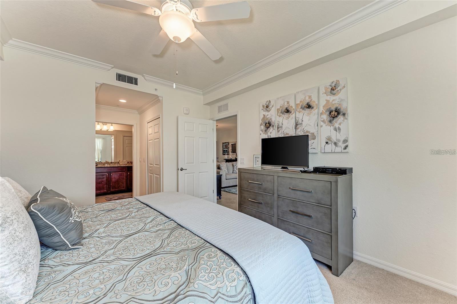 Image 20 of 45 For 16706 Vardon Terrace 304