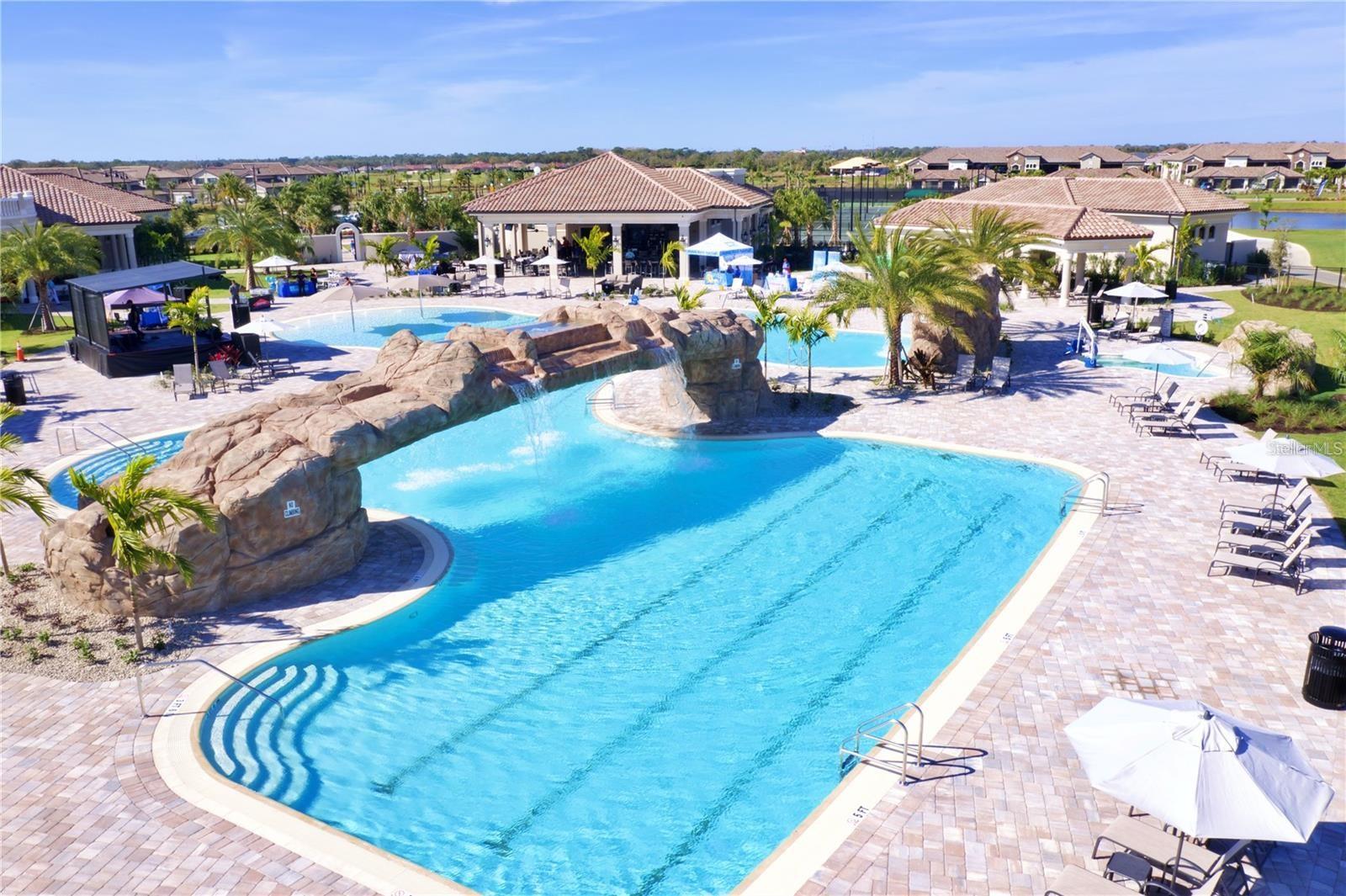 Image 37 of 45 For 16706 Vardon Terrace 304