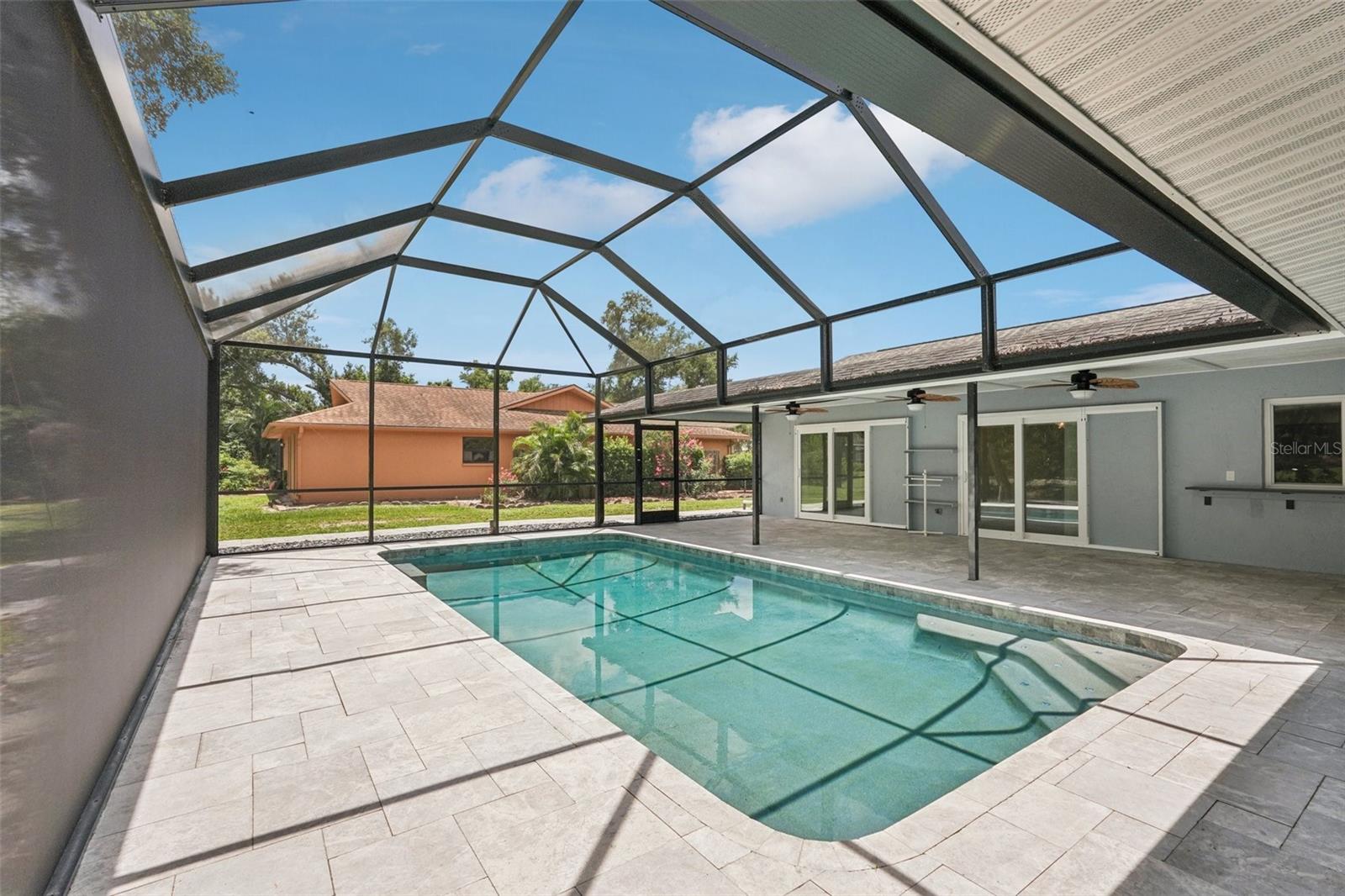 Image 2 of 21 For 5385 Dominica Circle