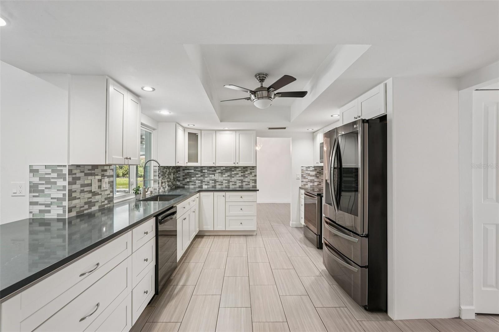 Image 5 of 21 For 5385 Dominica Circle