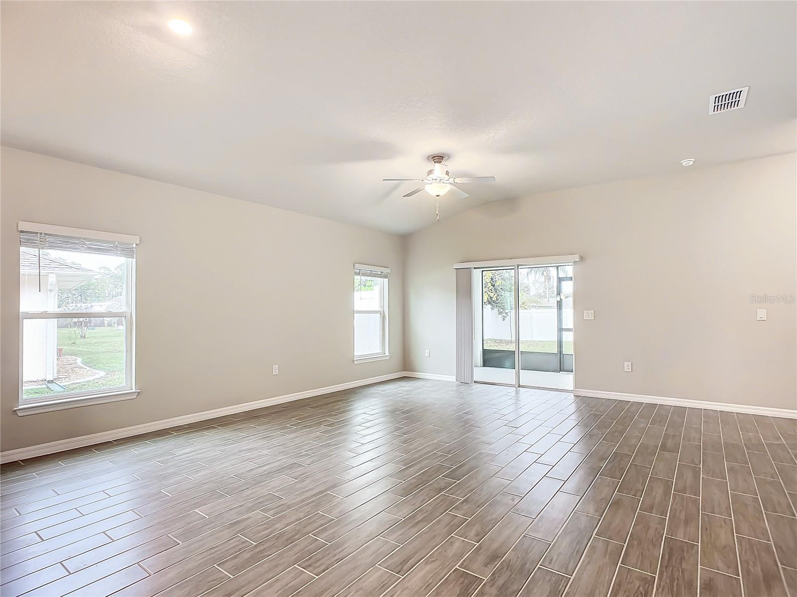 Image 12 of 42 For 1 Potwood Place