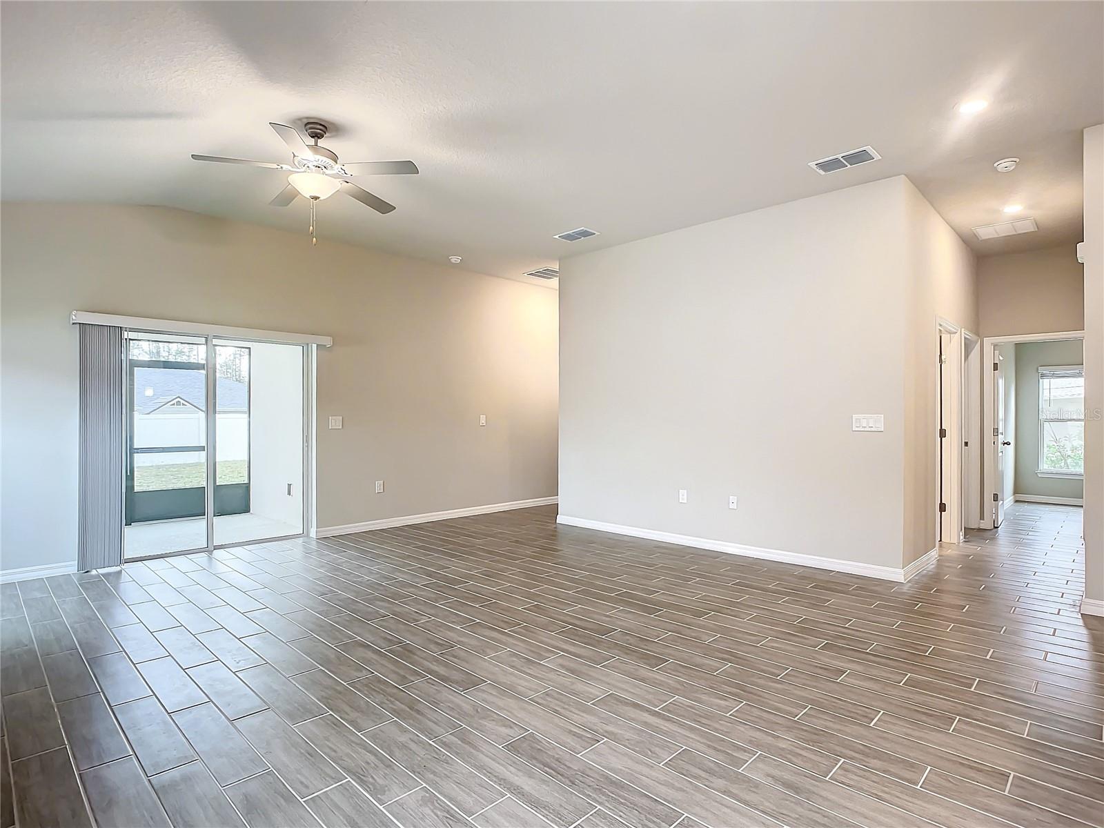 Image 13 of 42 For 1 Potwood Place