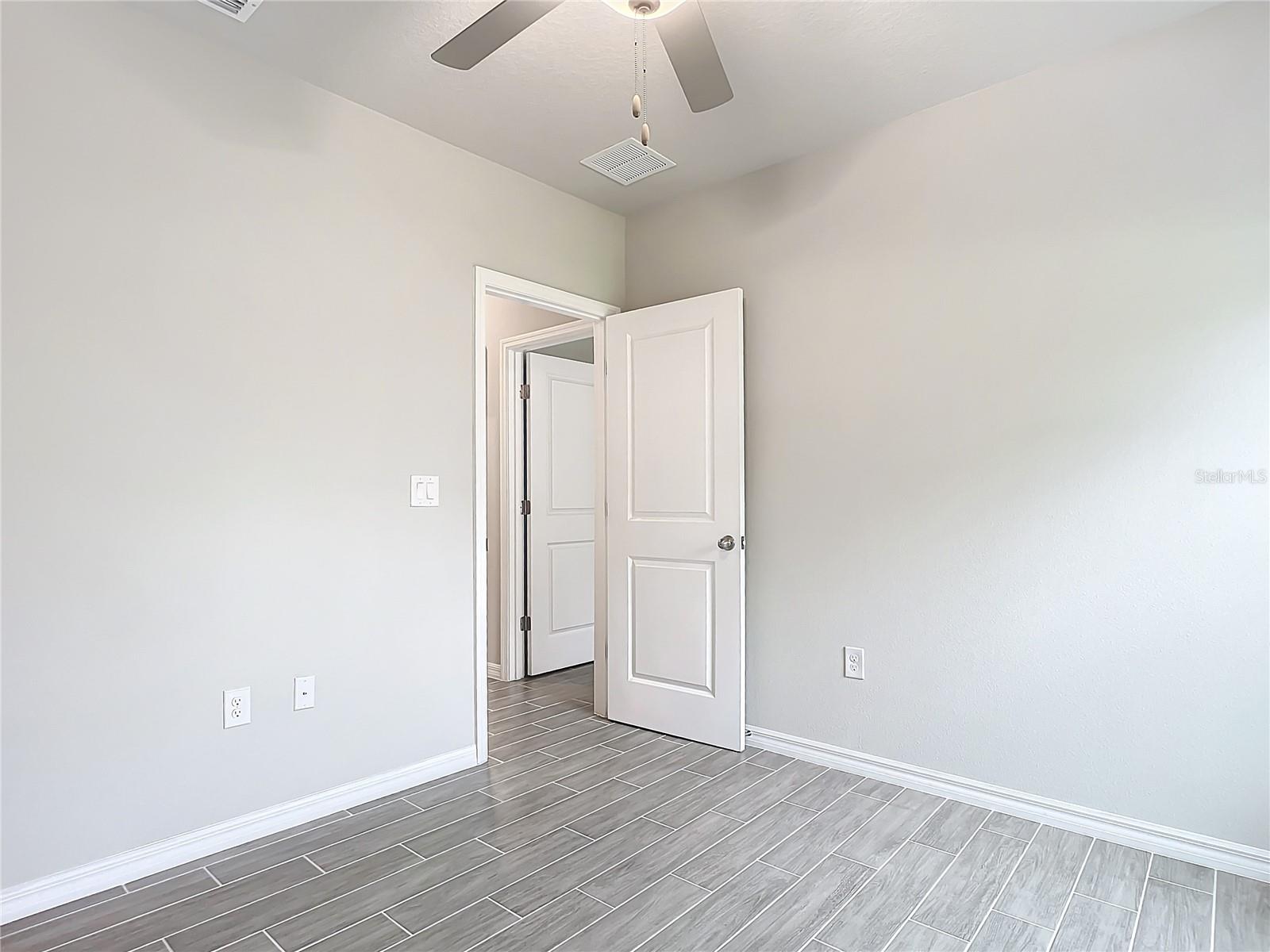 Image 17 of 42 For 1 Potwood Place