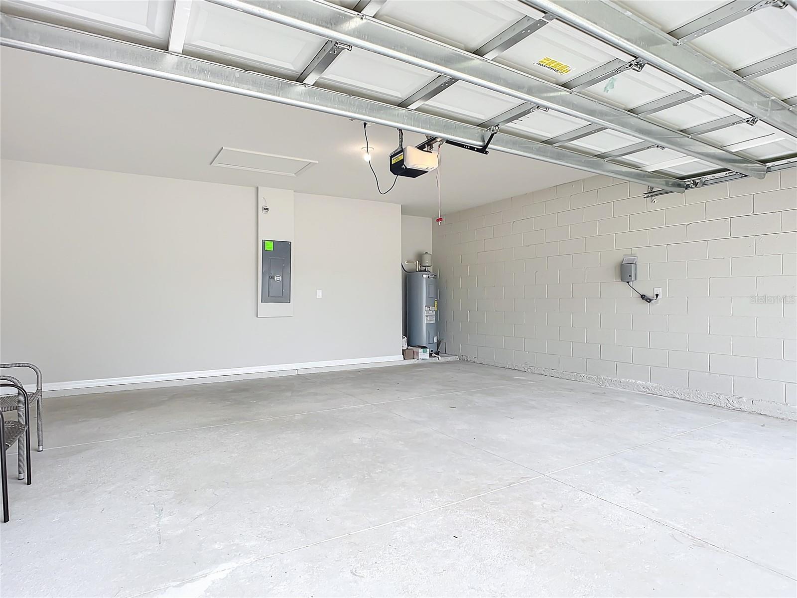 Image 38 of 42 For 1 Potwood Place