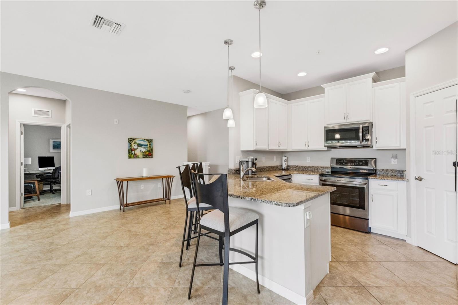 Image 12 of 40 For 4284 Expedition Way Na