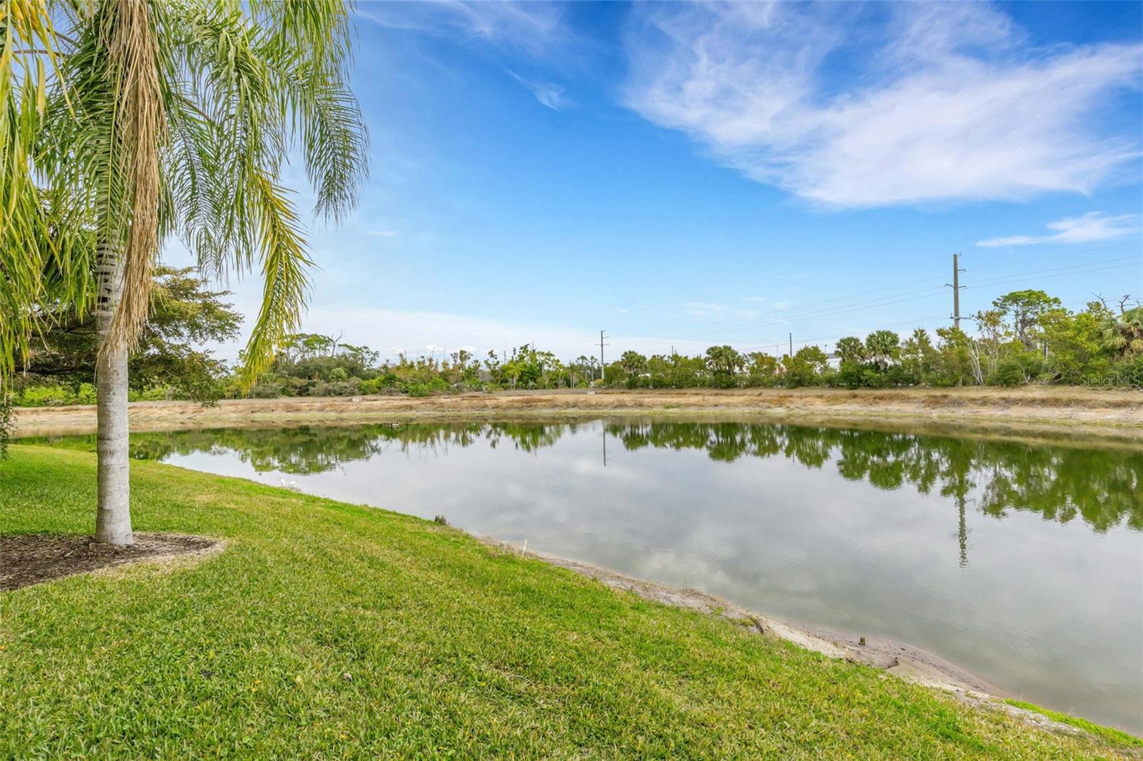 Image 17 of 40 For 4284 Expedition Way Na