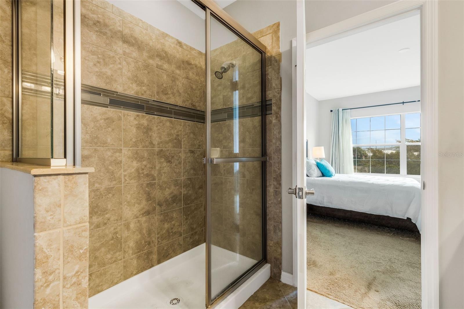 Image 23 of 40 For 4284 Expedition Way Na