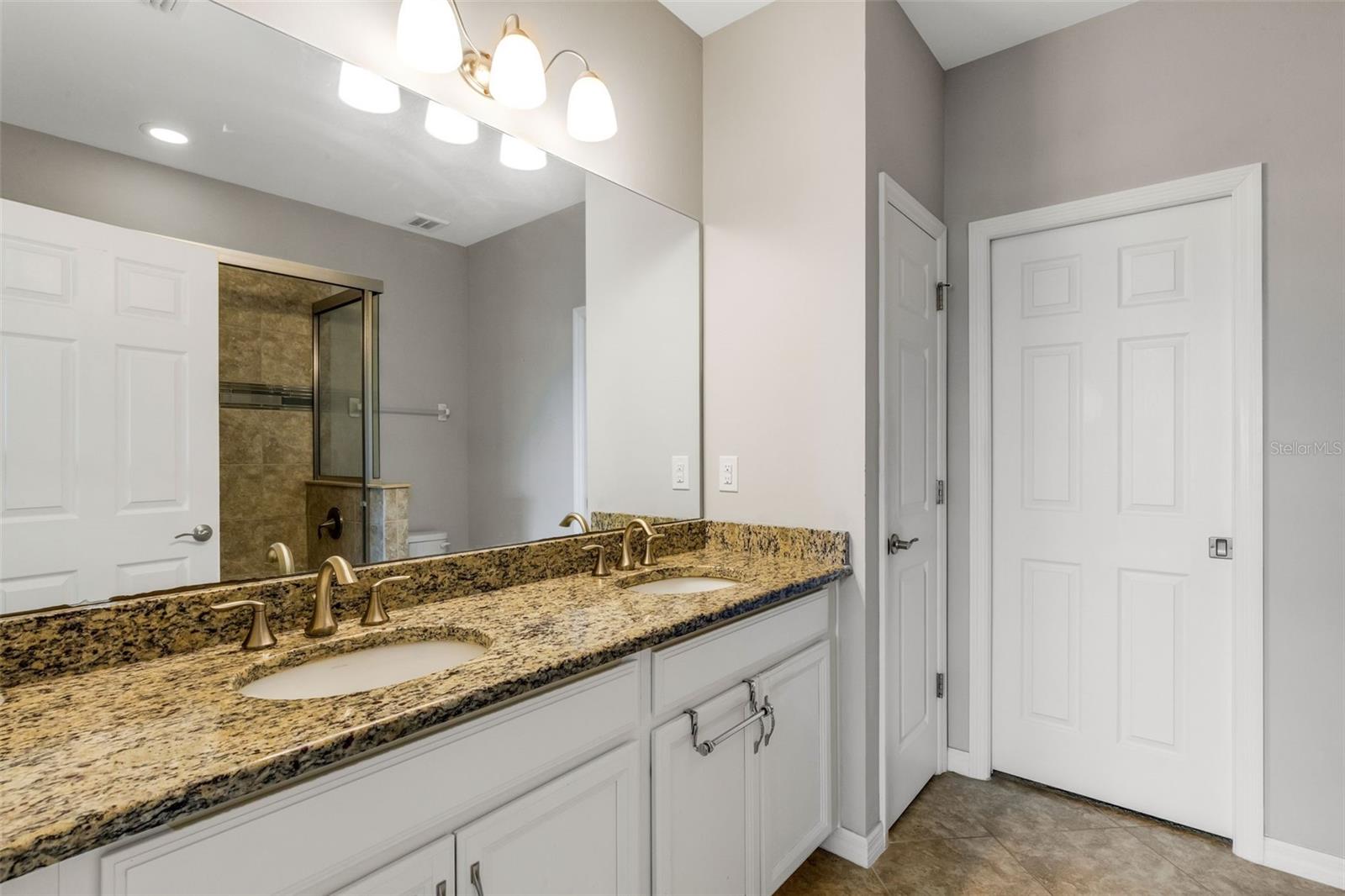 Image 24 of 40 For 4284 Expedition Way Na