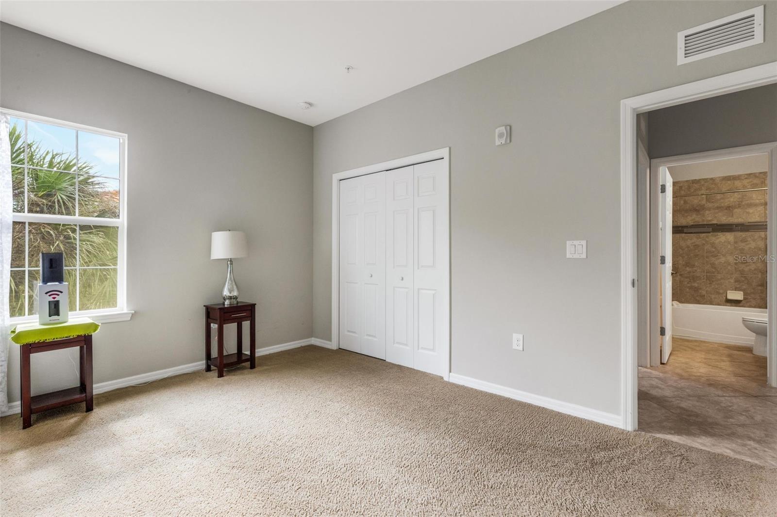 Image 26 of 40 For 4284 Expedition Way Na