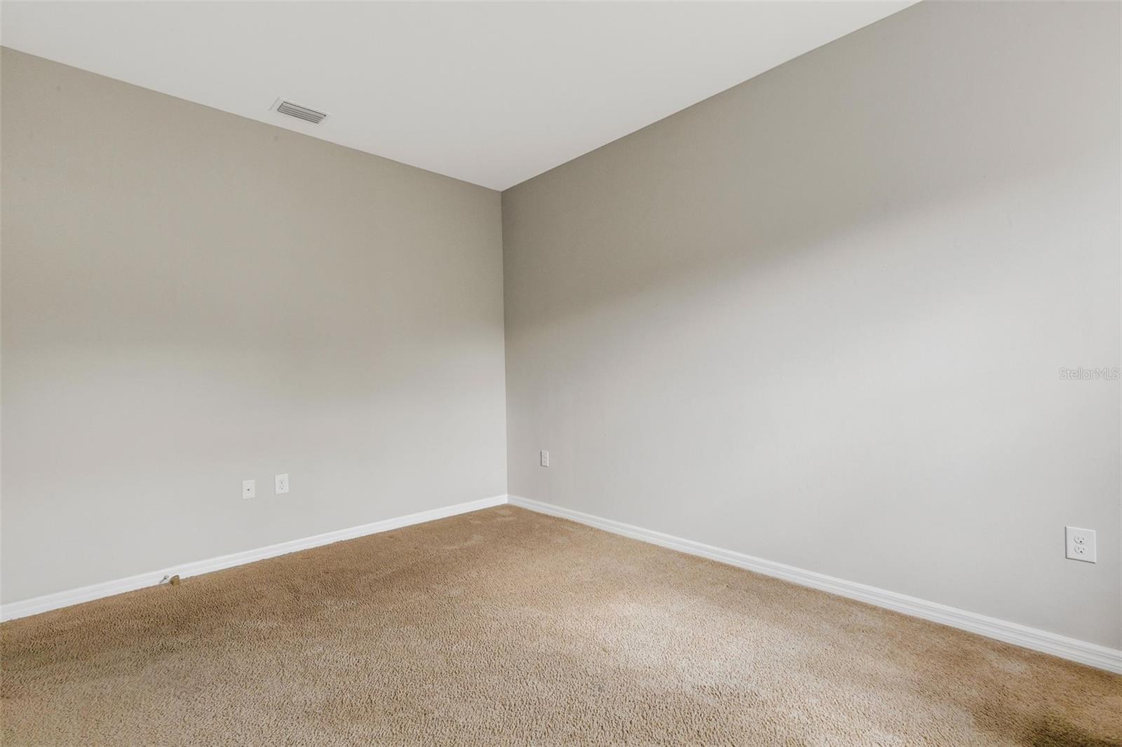 Image 28 of 40 For 4284 Expedition Way Na