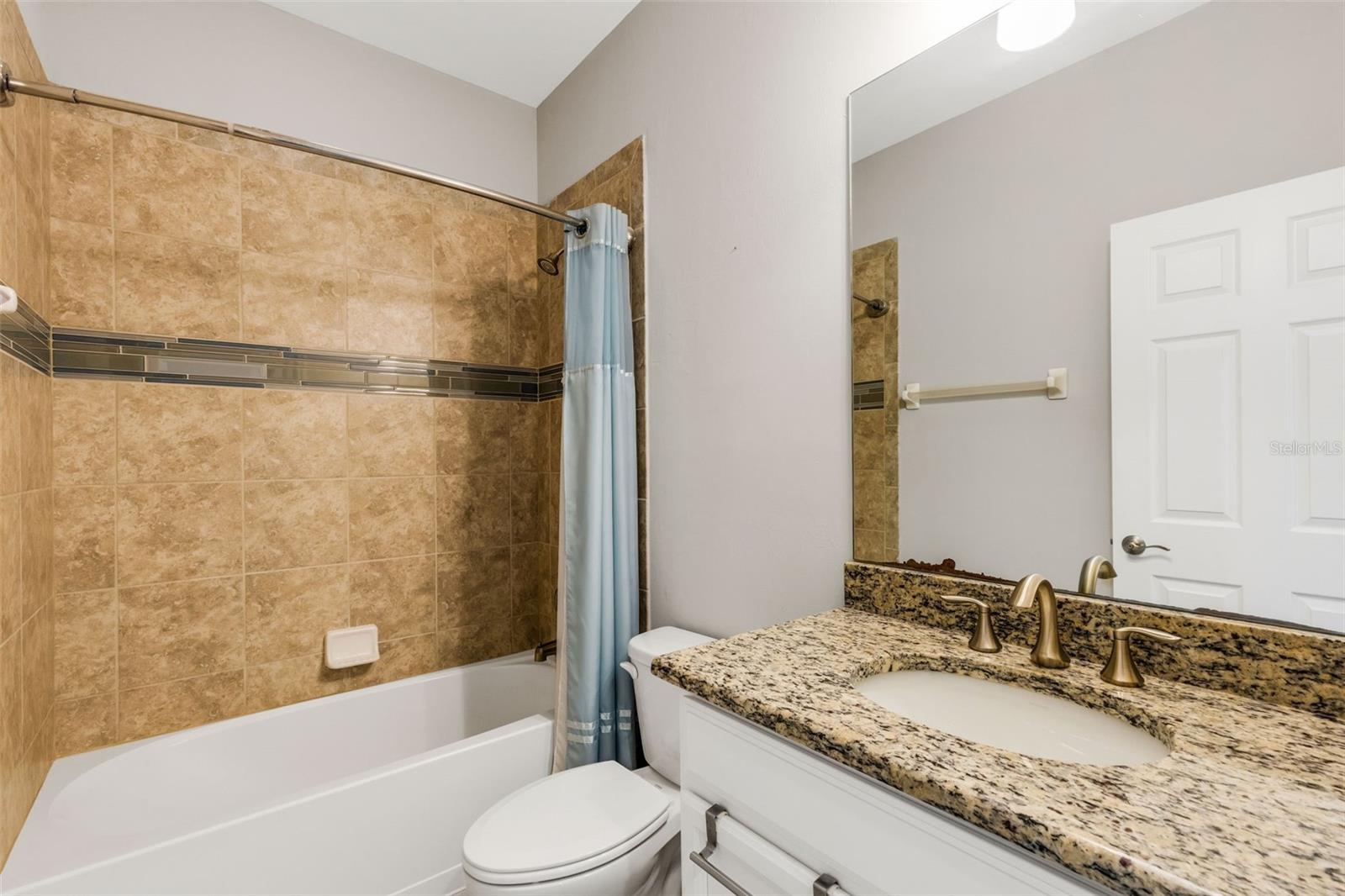 Image 29 of 40 For 4284 Expedition Way Na