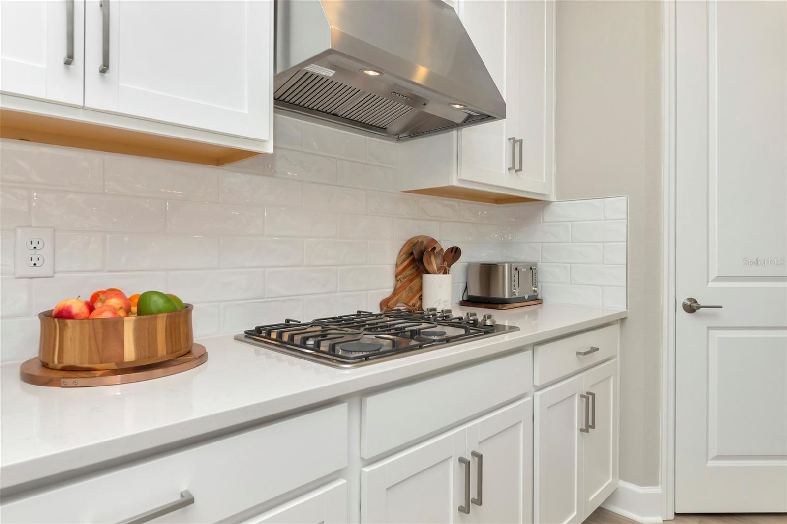 Image 13 of 100 For 8516 Golden Dawn Court