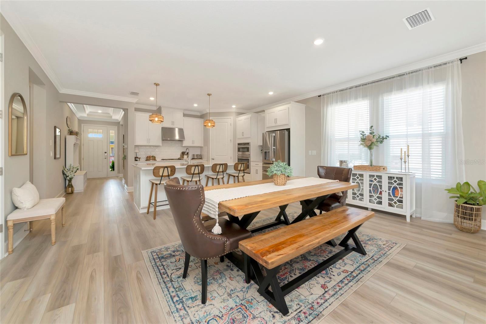 Image 18 of 100 For 8516 Golden Dawn Court