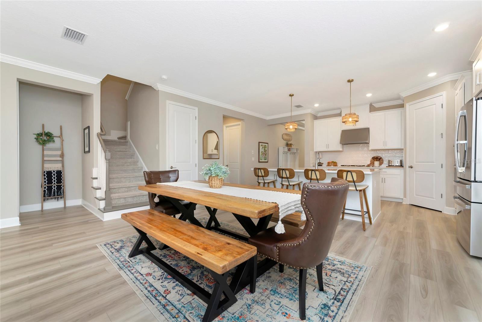 Image 19 of 100 For 8516 Golden Dawn Court