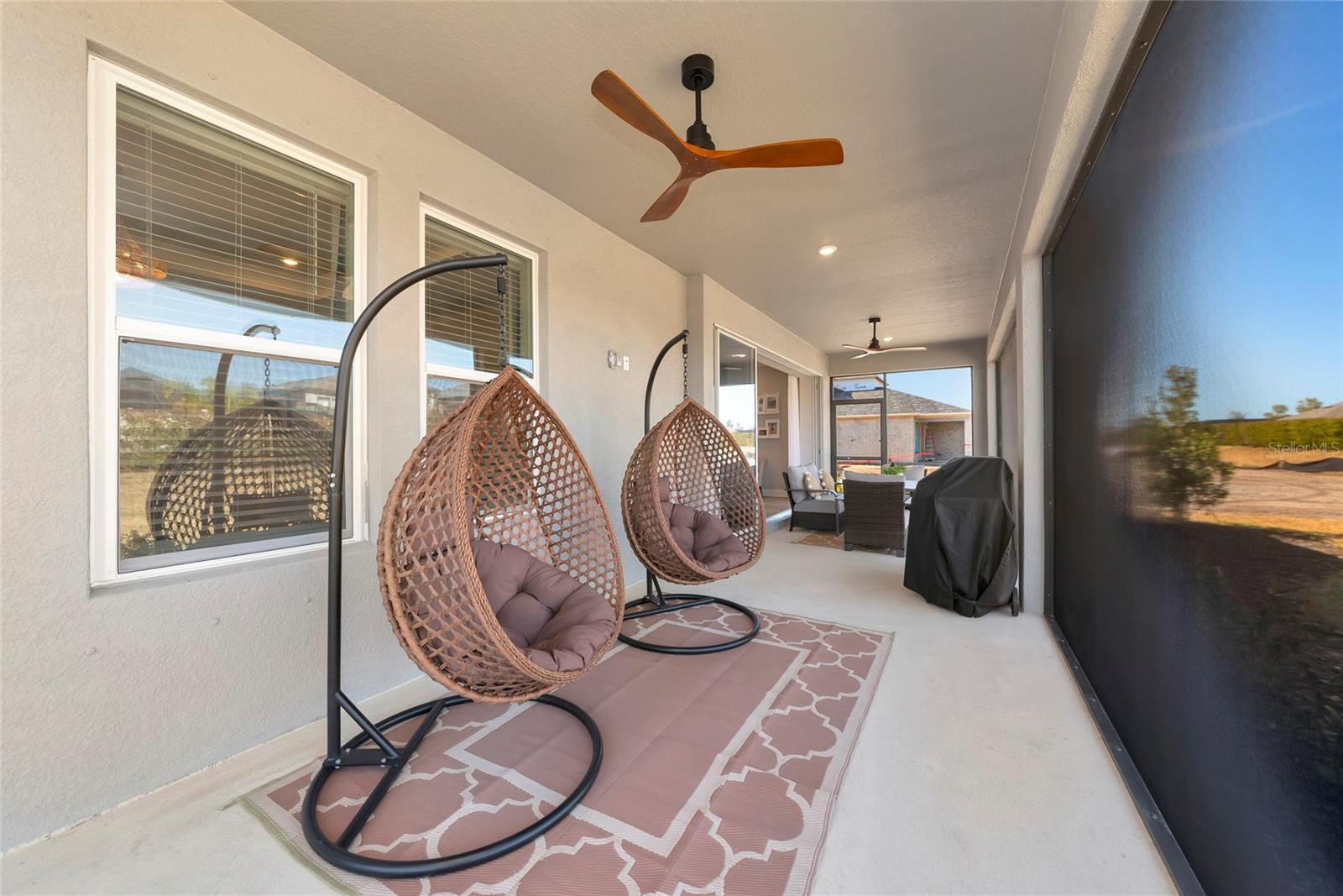 Image 37 of 100 For 8516 Golden Dawn Court