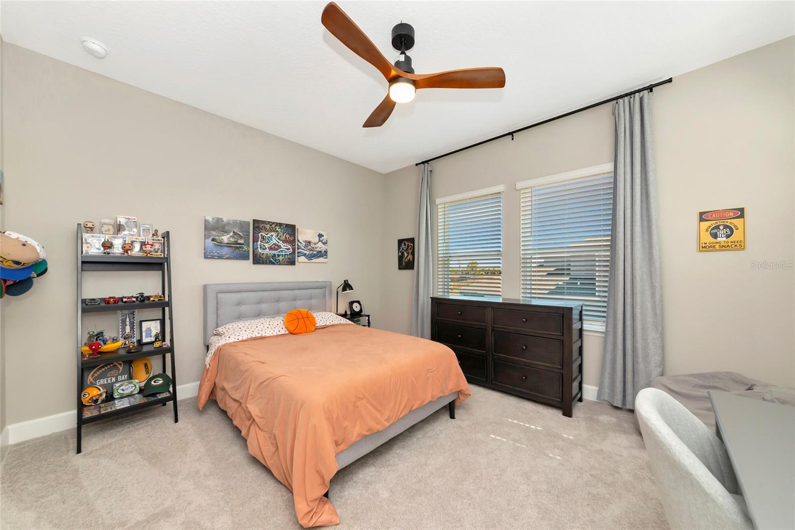 Image 43 of 100 For 8516 Golden Dawn Court