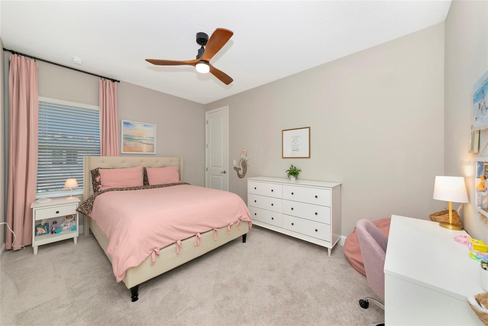 Image 46 of 100 For 8516 Golden Dawn Court