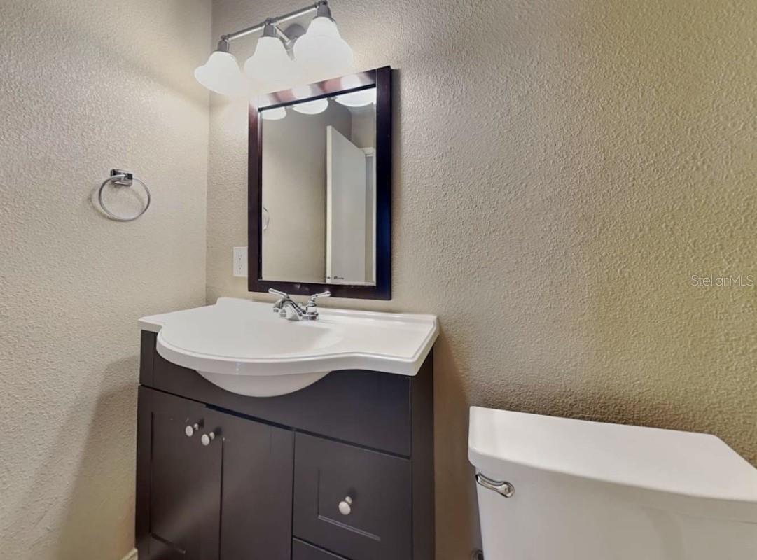 Image 12 of 12 For 1429 Woffington Avenue