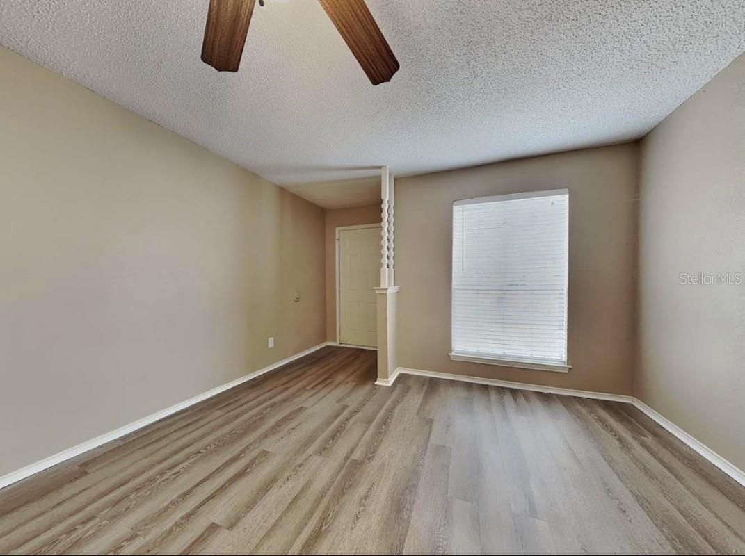 Image 6 of 12 For 1429 Woffington Avenue