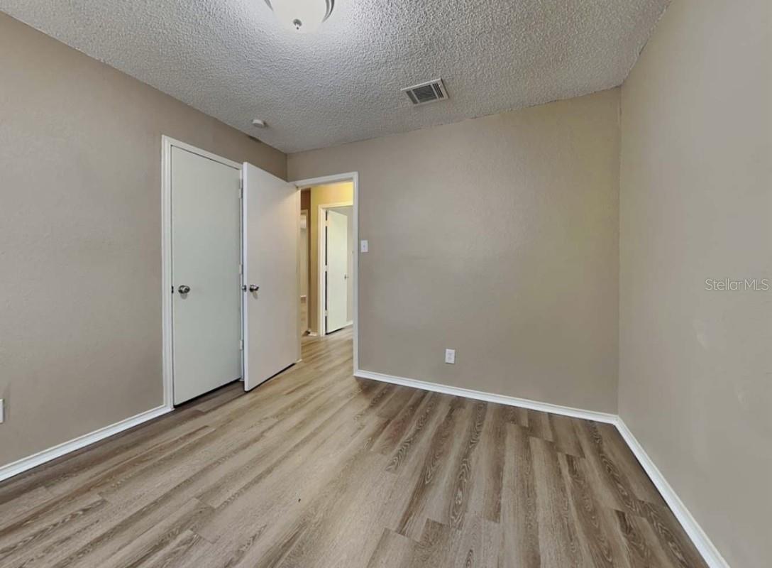 Image 7 of 12 For 1429 Woffington Avenue