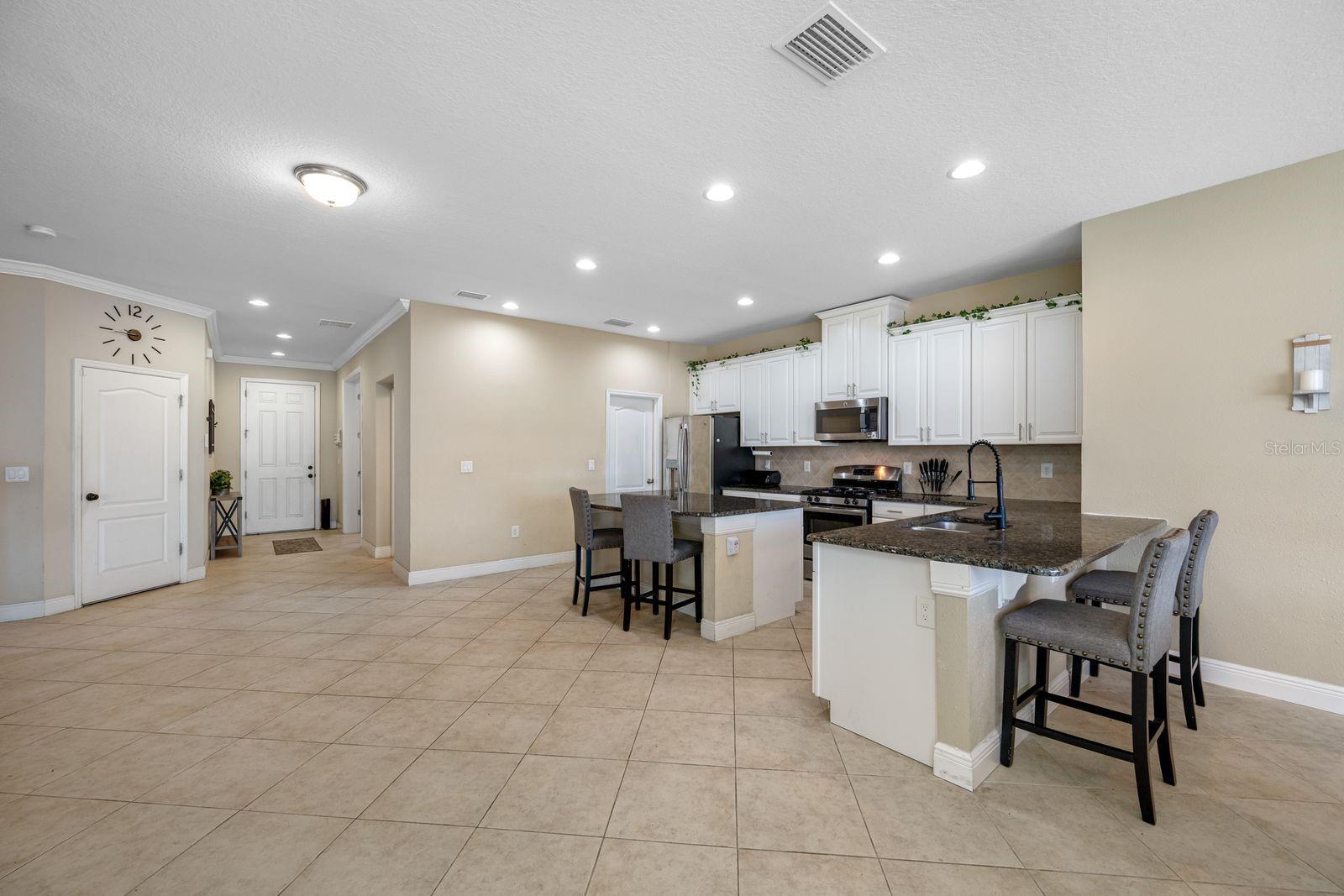 Image 19 of 77 For 11333 Emerald Shore Drive