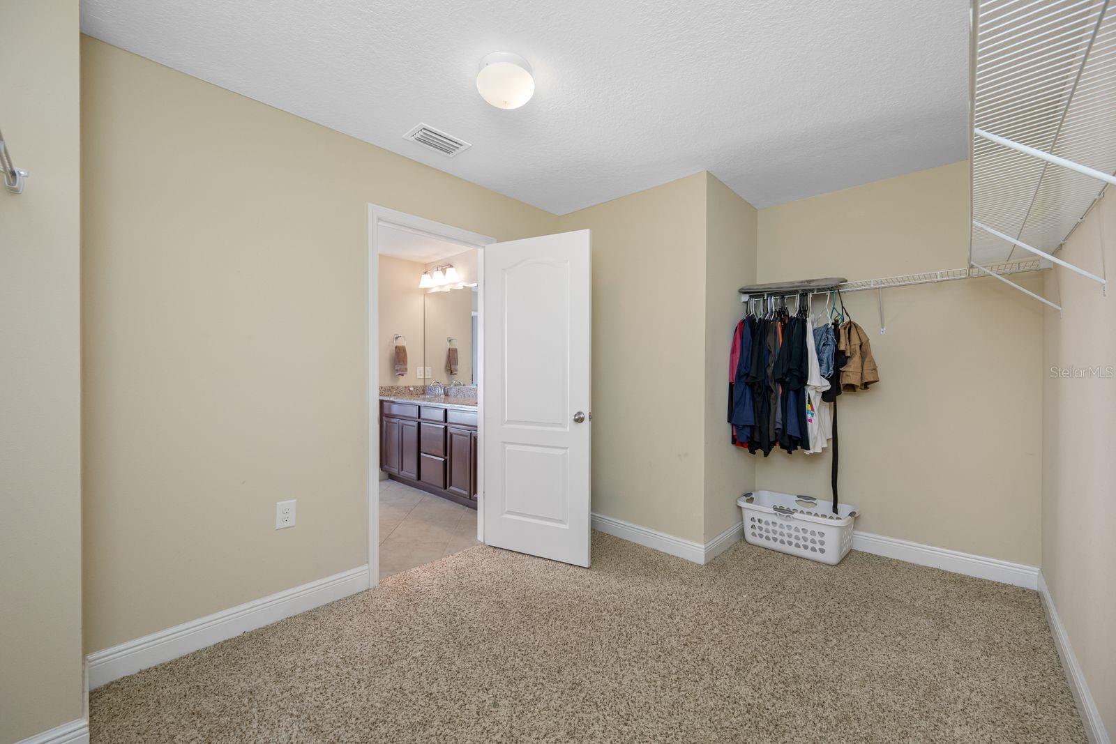 Image 50 of 77 For 11333 Emerald Shore Drive