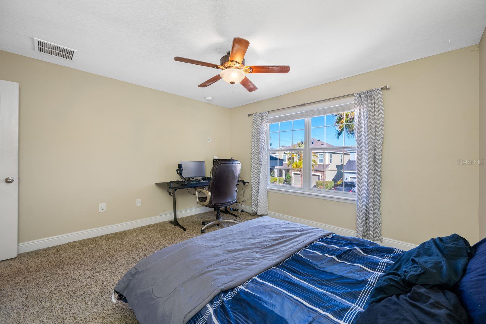 Image 60 of 77 For 11333 Emerald Shore Drive