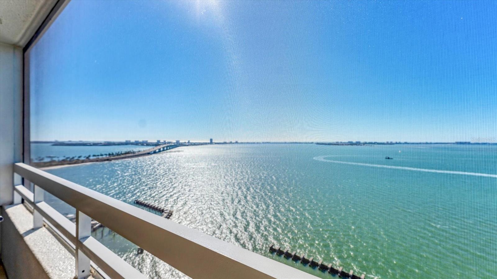 Image 22 of 75 For 988 Blvd Of The Arts  1816