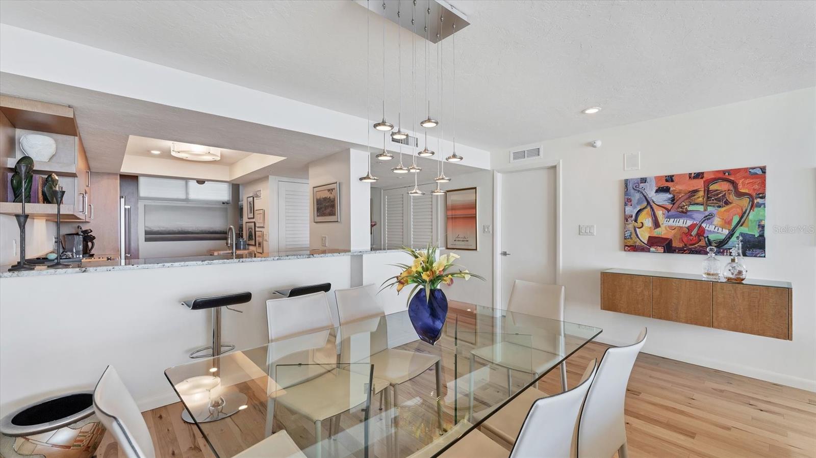 Image 24 of 75 For 988 Blvd Of The Arts  1816