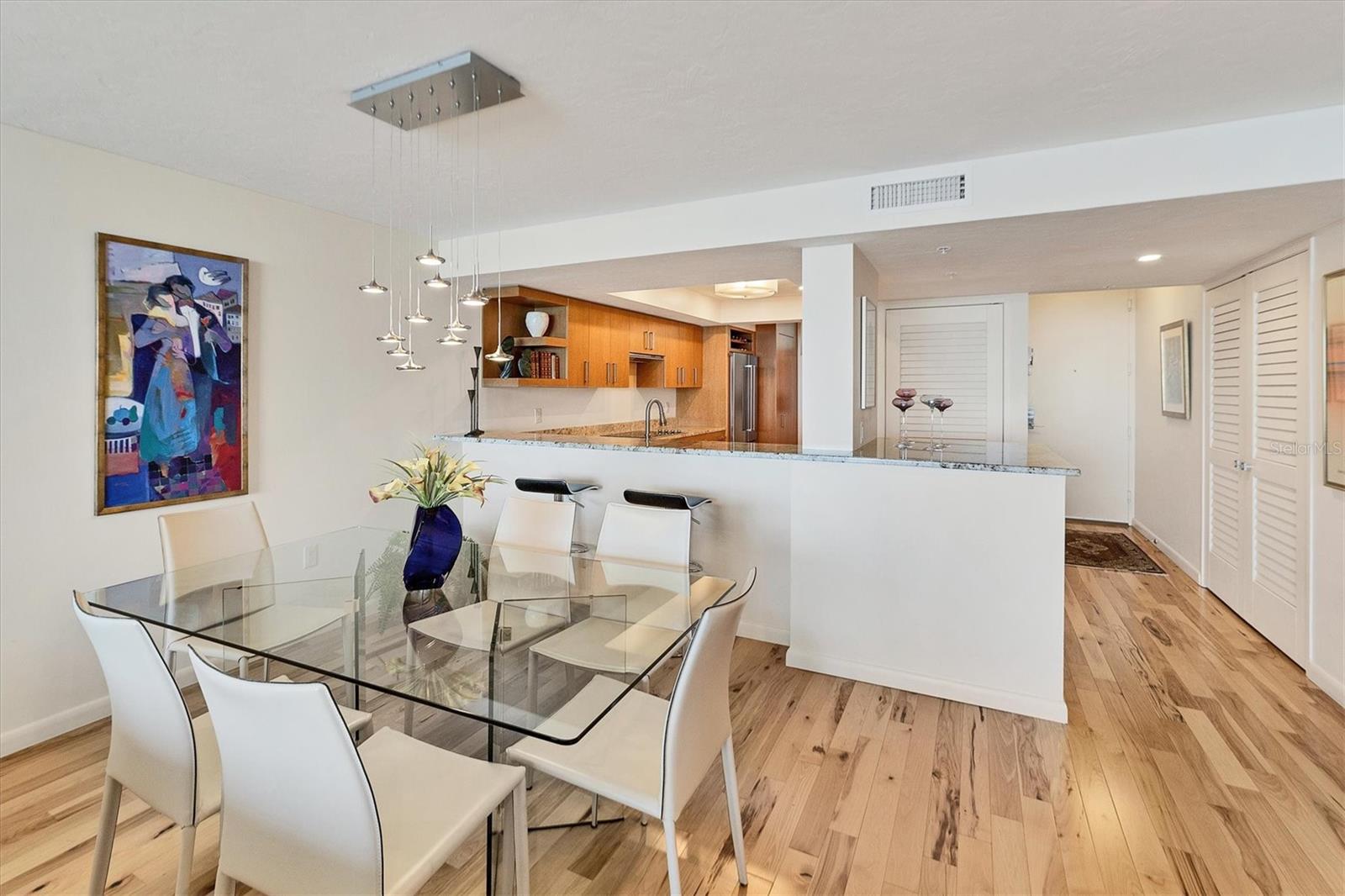 Image 26 of 75 For 988 Blvd Of The Arts  1816