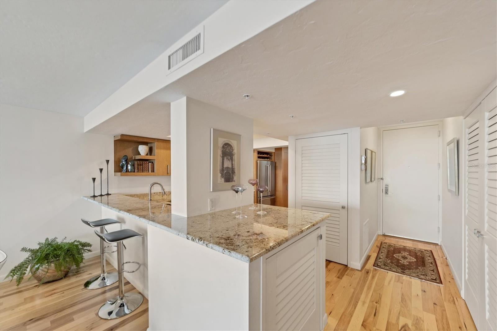 Image 28 of 75 For 988 Blvd Of The Arts  1816