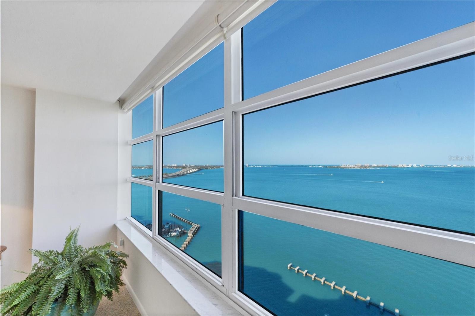 Image 38 of 75 For 988 Blvd Of The Arts  1816