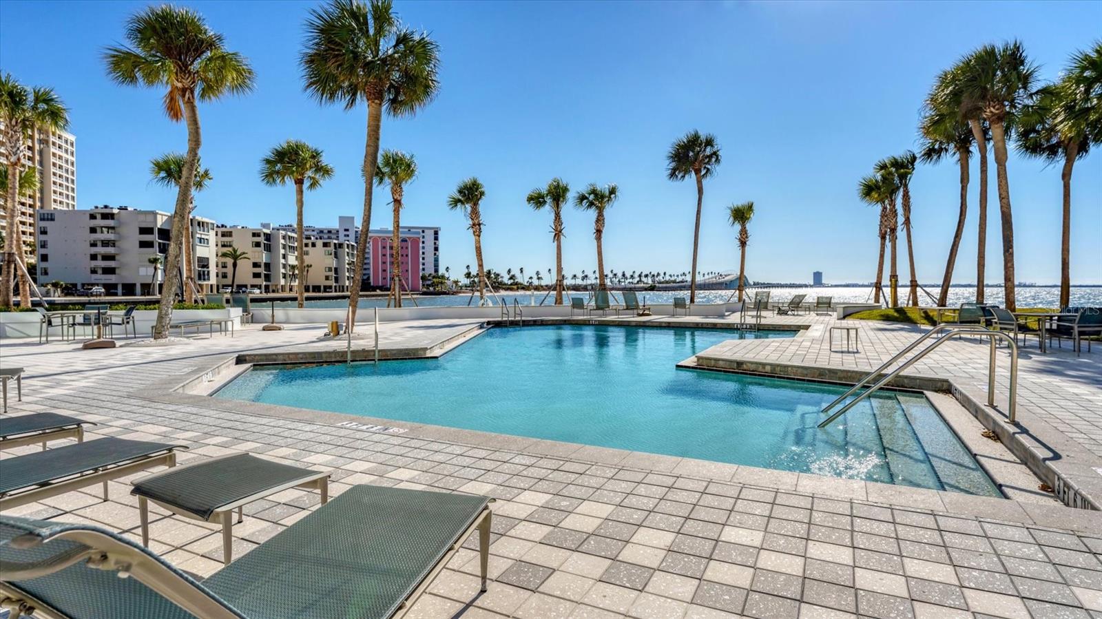 Image 48 of 75 For 988 Blvd Of The Arts  1816