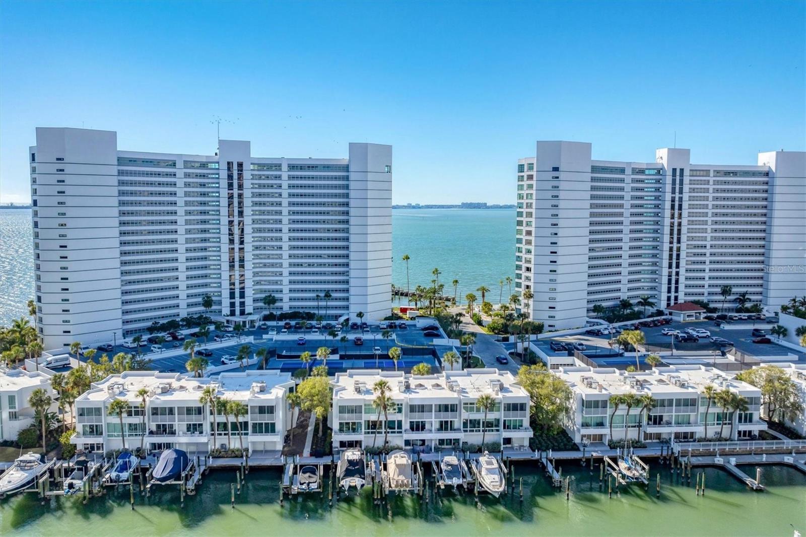 Image 5 of 75 For 988 Blvd Of The Arts  1816