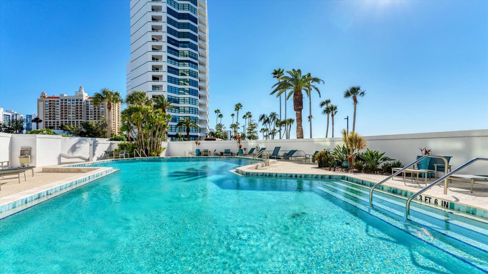 Image 55 of 75 For 988 Blvd Of The Arts  1816