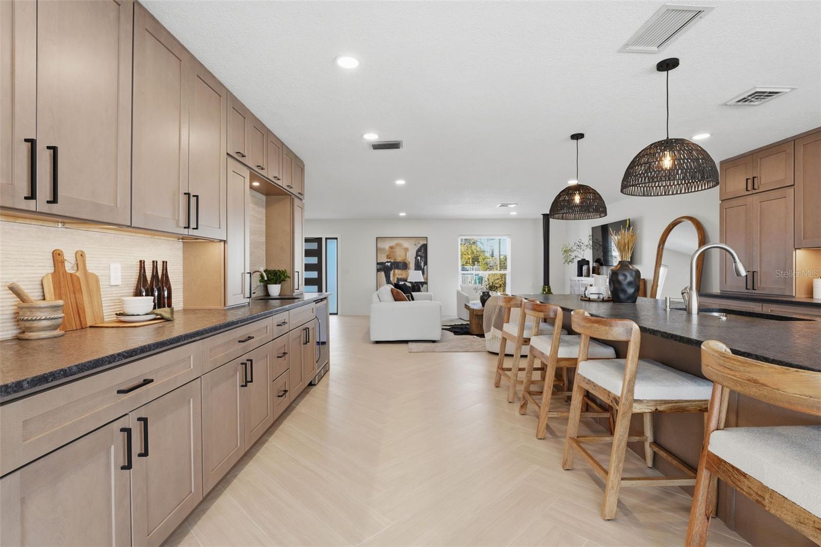 Image 23 of 70 For 501 65th Street