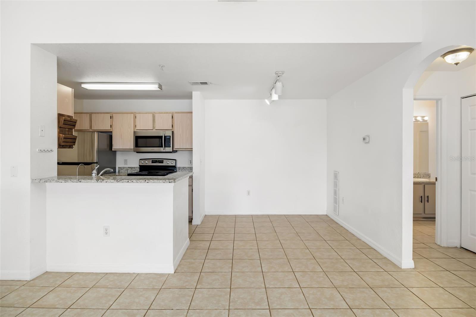 Image 13 of 76 For 8933 Manor Loop 205