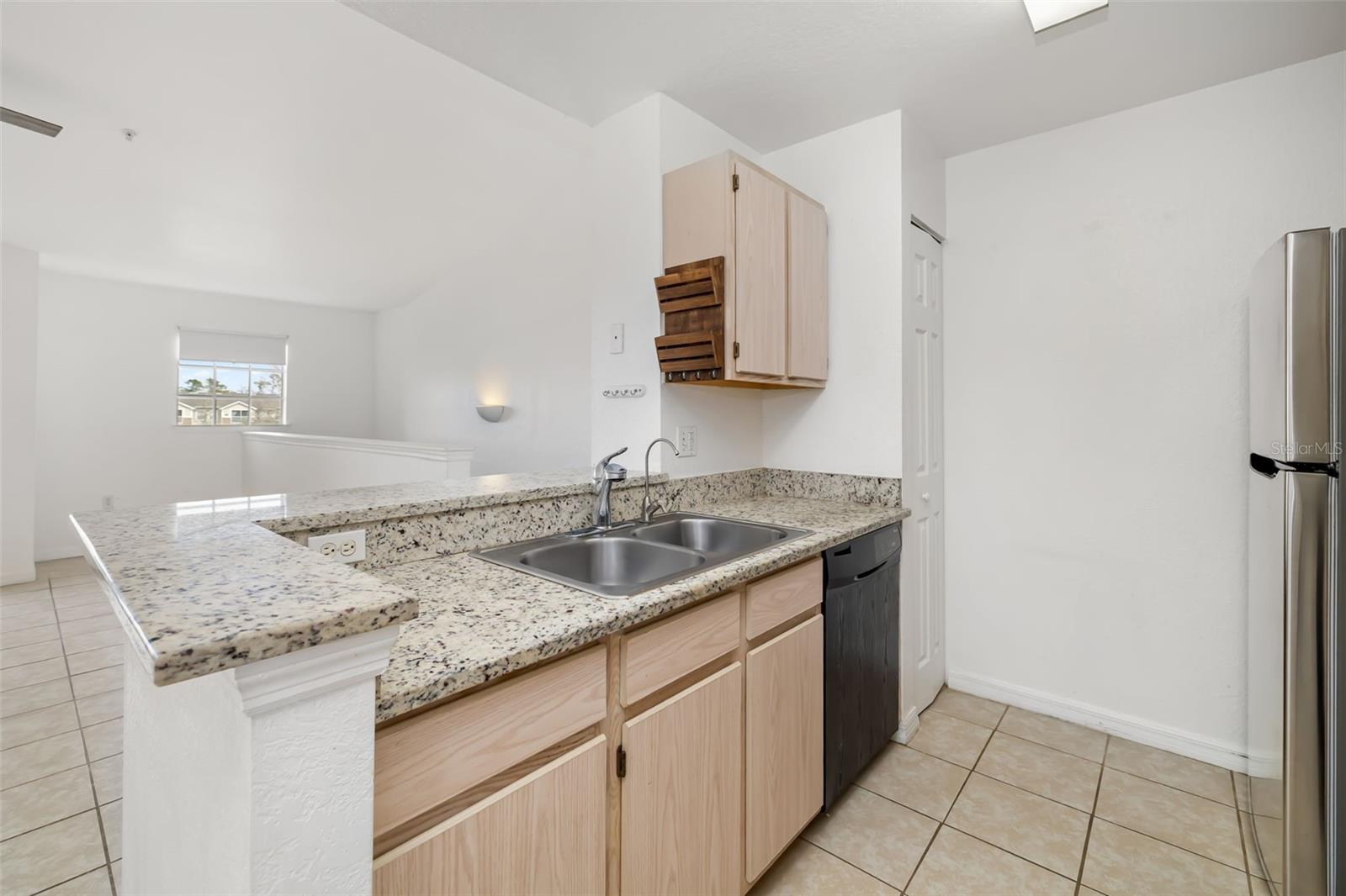 Image 17 of 76 For 8933 Manor Loop 205