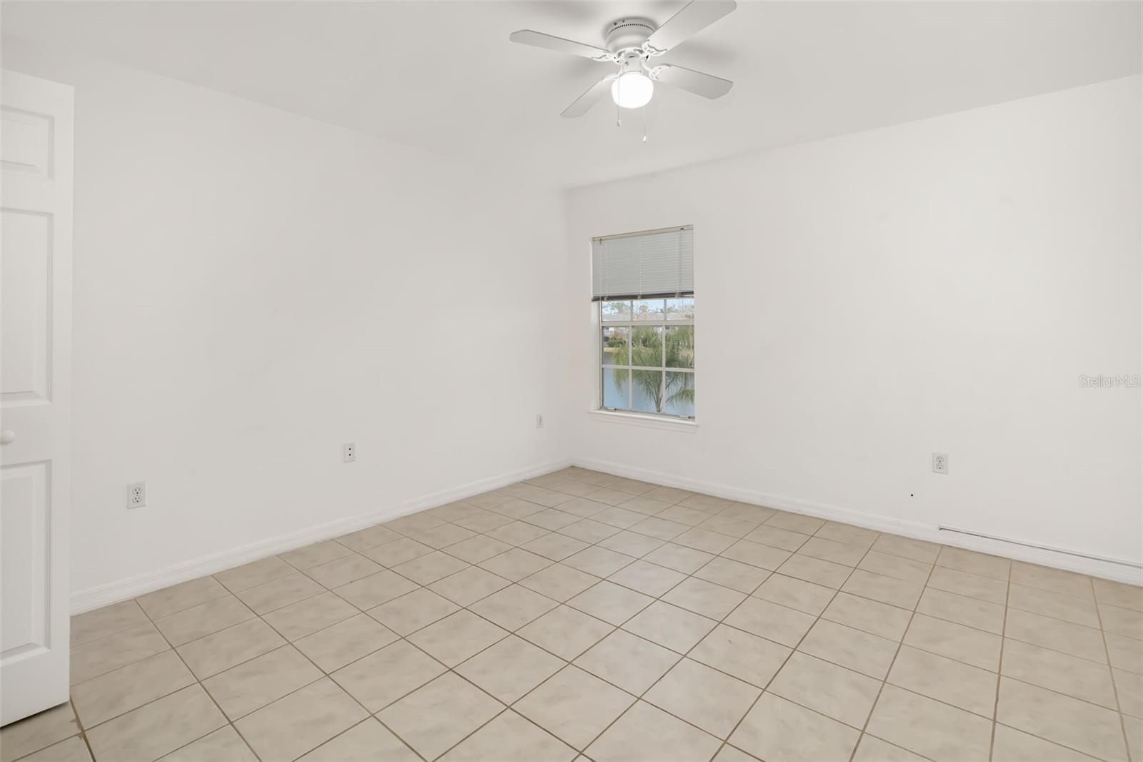 Image 27 of 76 For 8933 Manor Loop 205