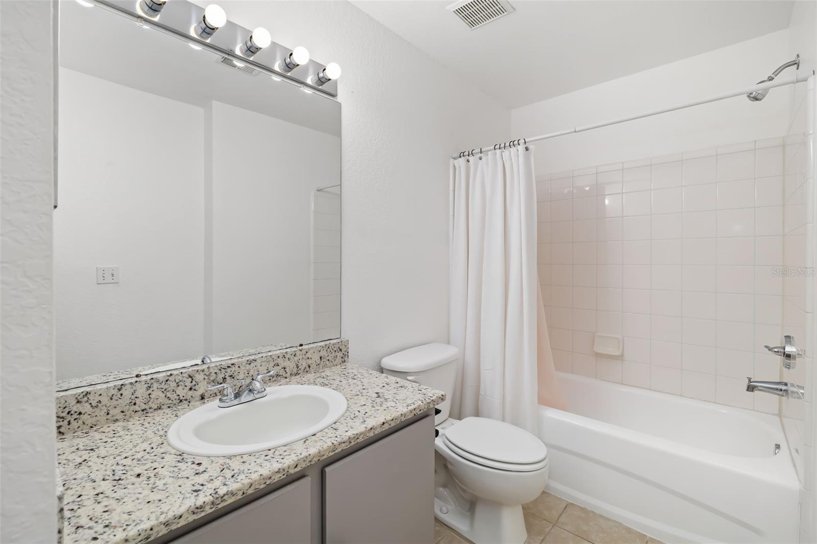 Image 31 of 76 For 8933 Manor Loop 205