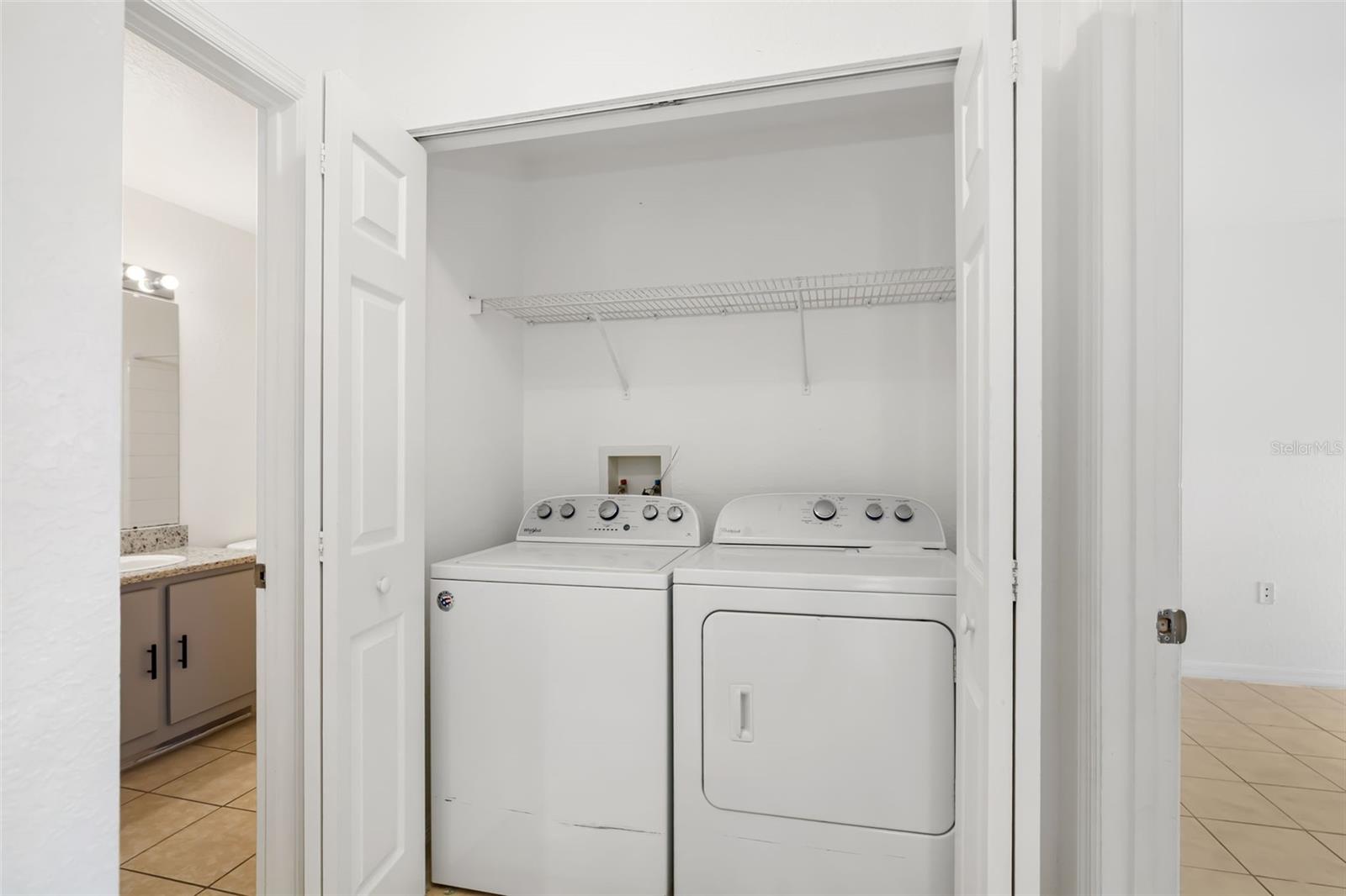 Image 32 of 76 For 8933 Manor Loop 205