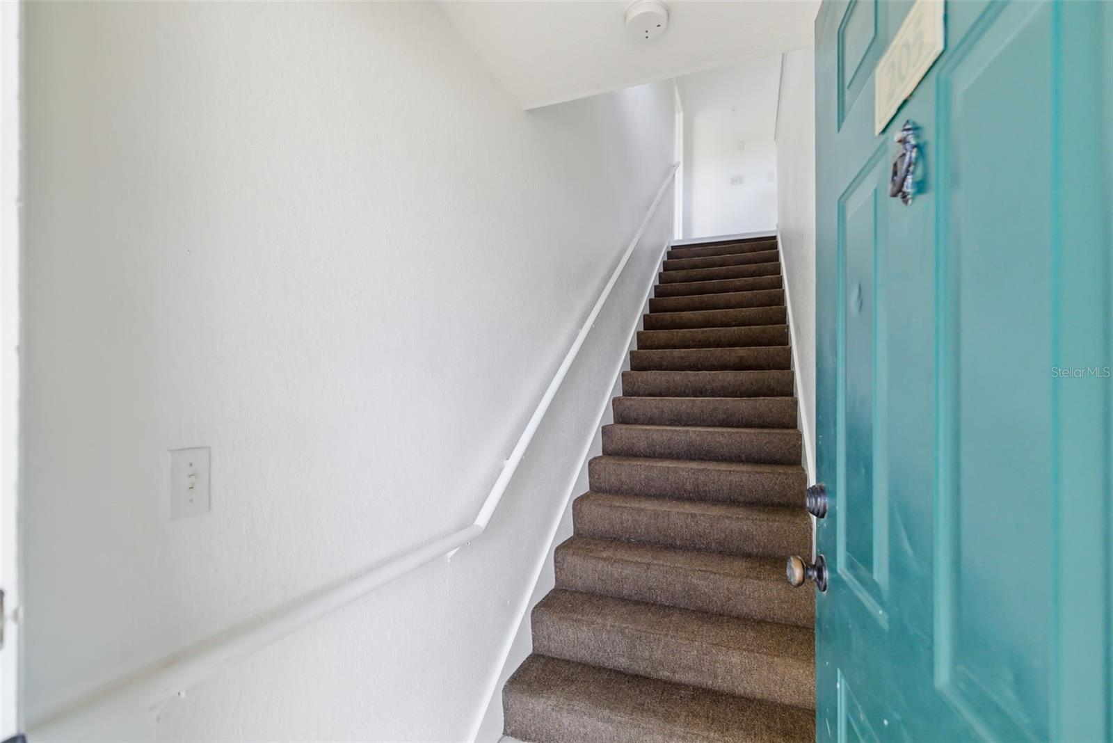 Image 4 of 76 For 8933 Manor Loop 205