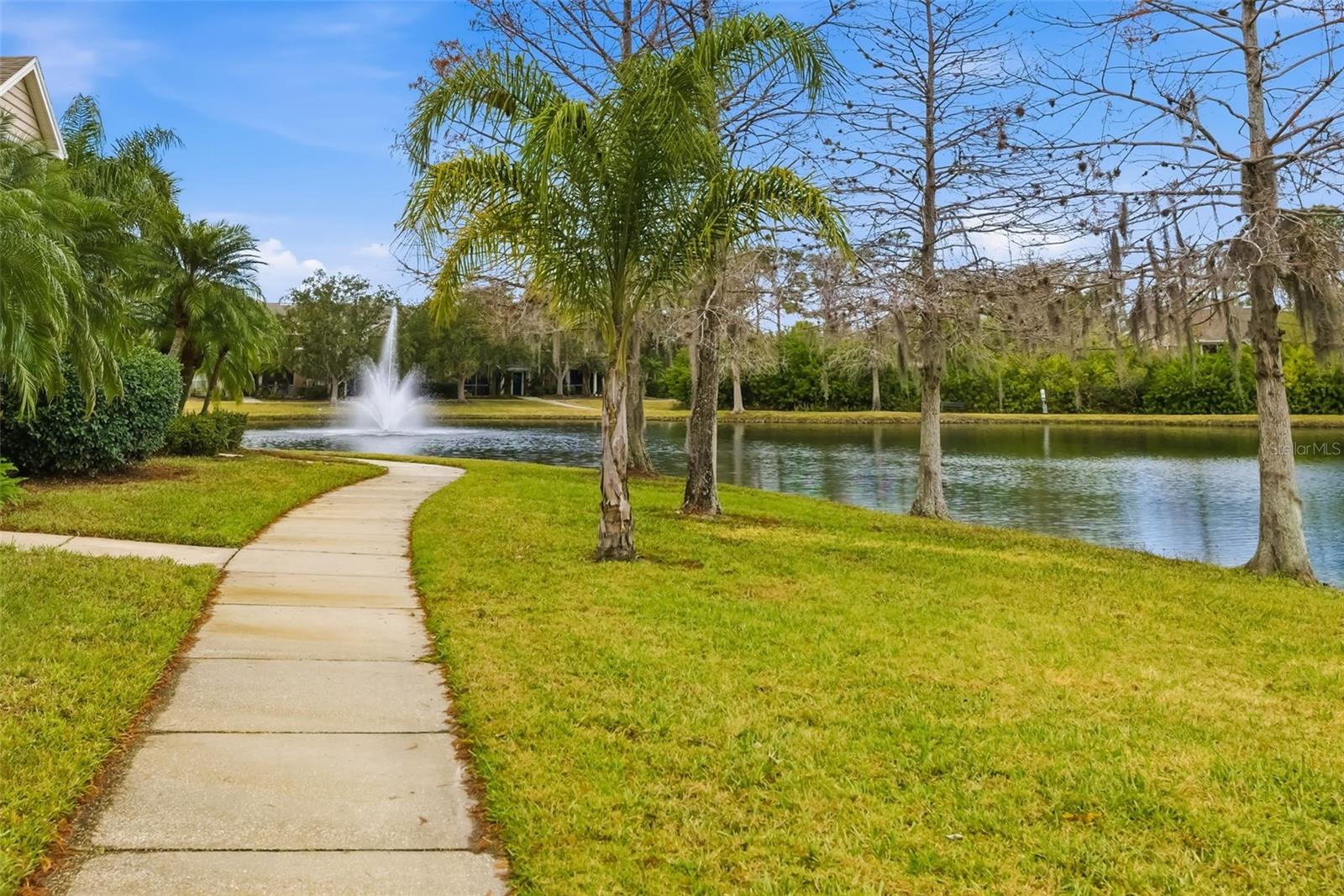 Image 40 of 76 For 8933 Manor Loop 205