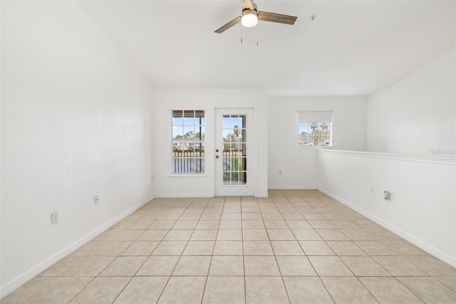 Image 9 of 76 For 8933 Manor Loop 205