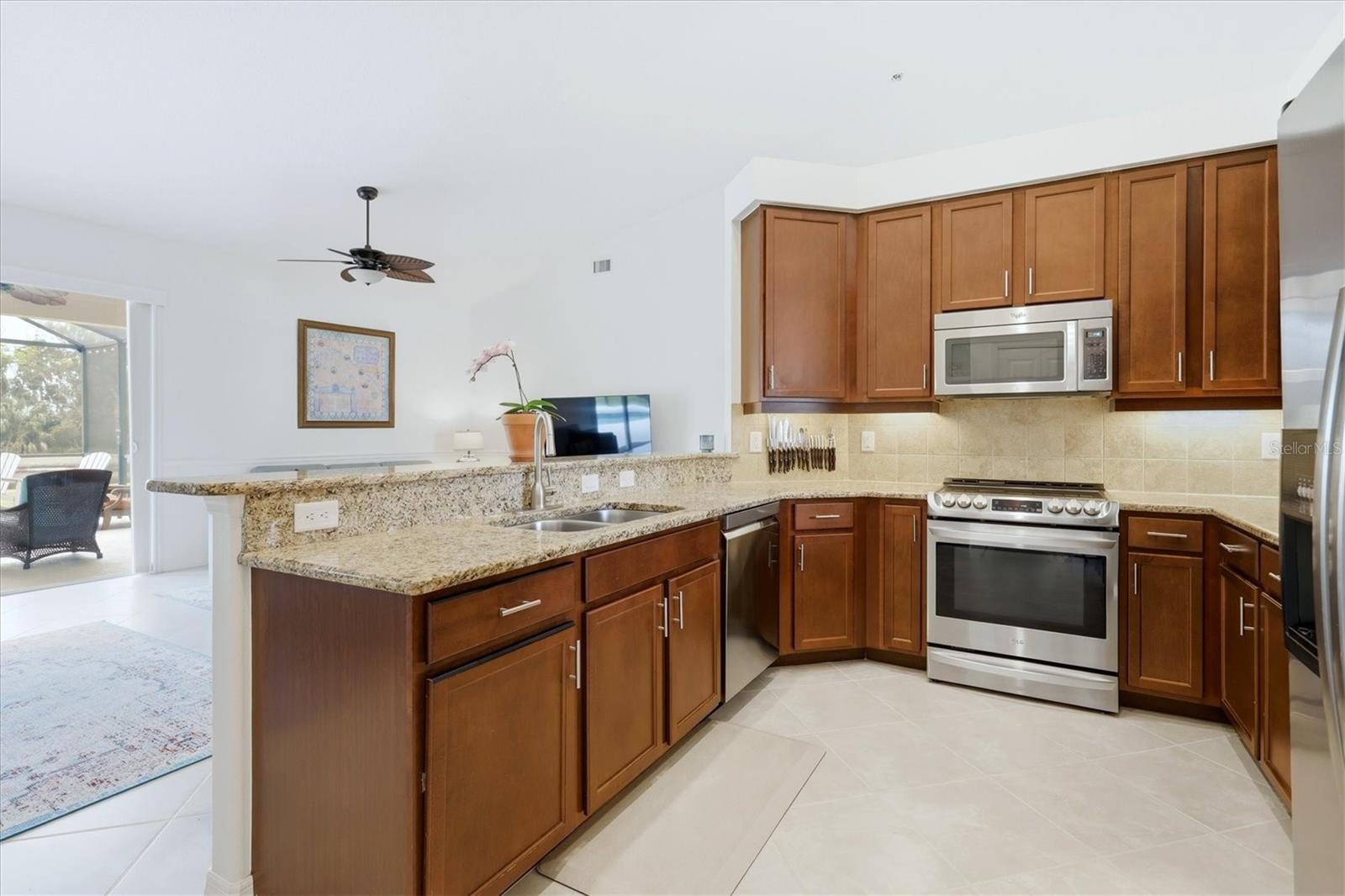 Image 20 of 70 For 16105 31st Street E