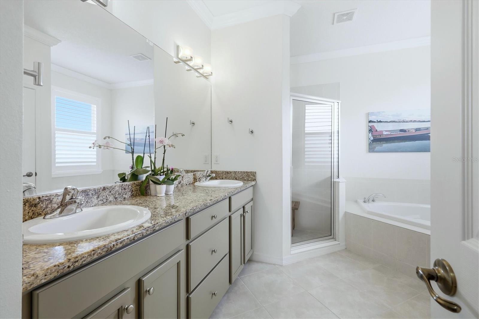 Image 27 of 70 For 16105 31st Street E