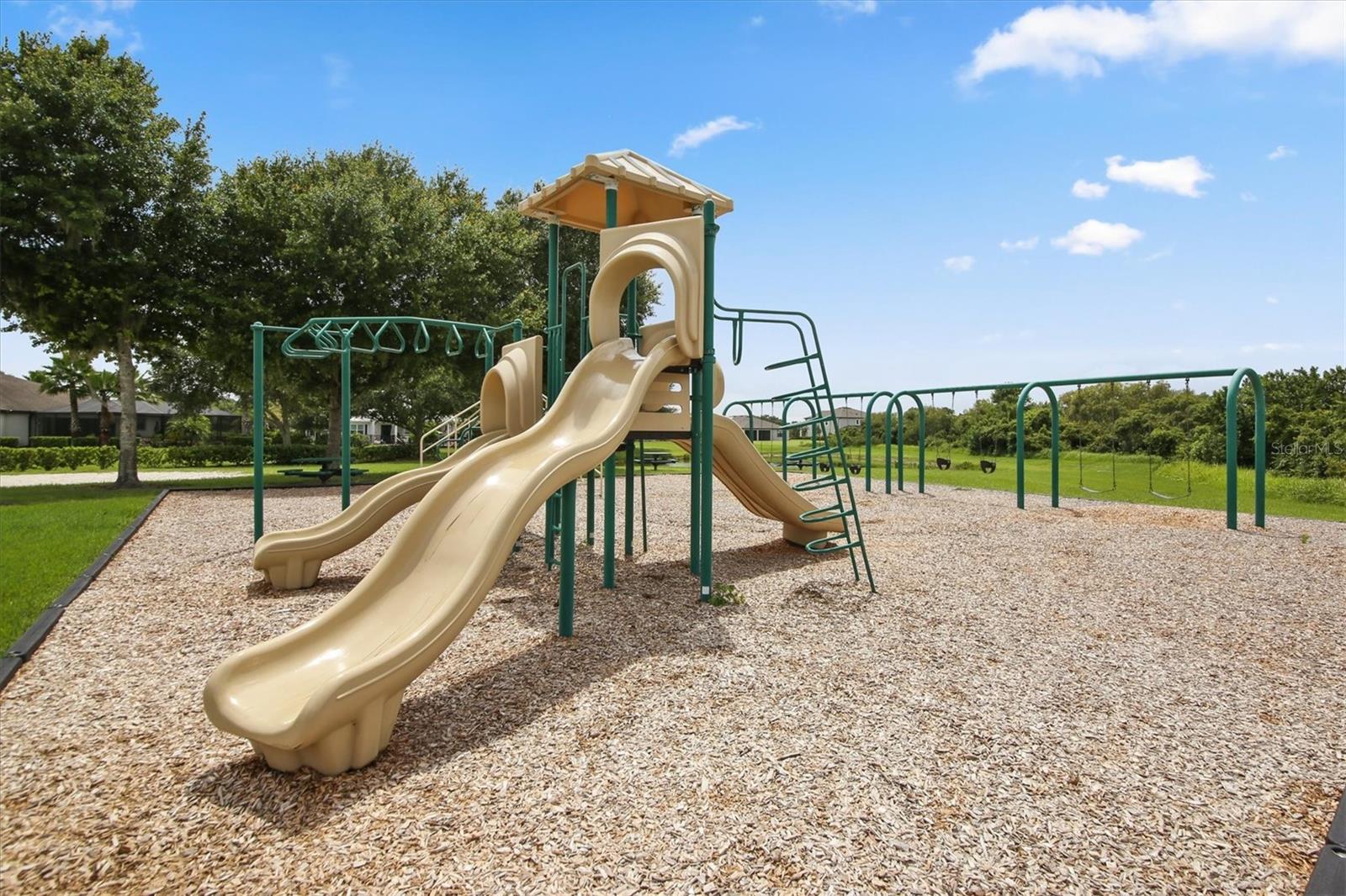 Image 53 of 70 For 16105 31st Street E