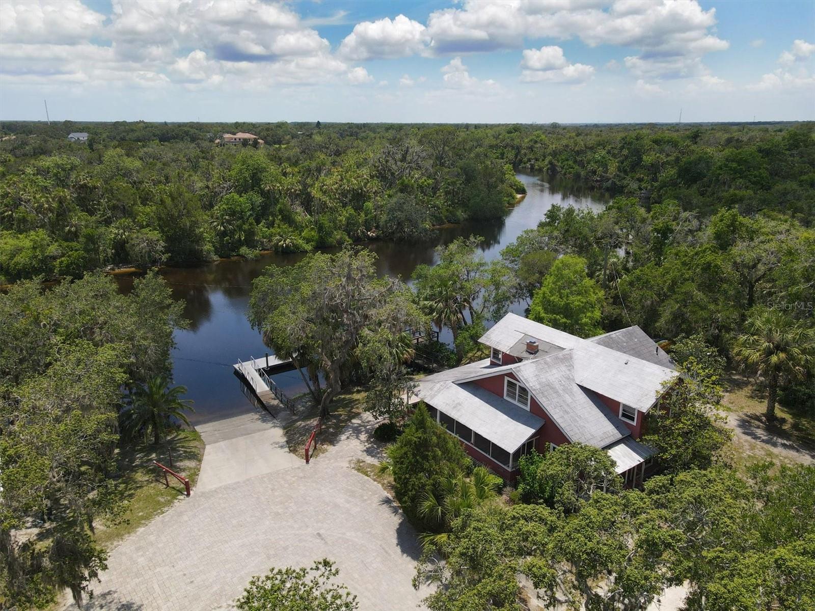 Image 61 of 70 For 16105 31st Street E